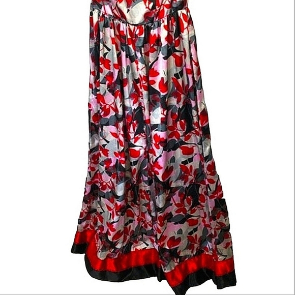 Satiny maxi dress red woman's size 6-8 Red, grey & black - Picture 4 of 12
